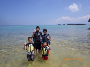親子で楽しむ沖縄の海♪