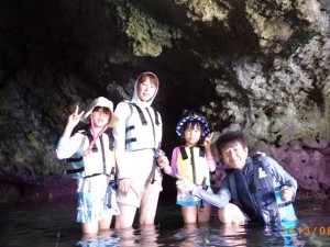 天然洞窟あり！