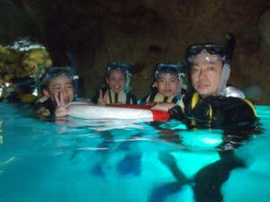 青の洞窟シュノーケル