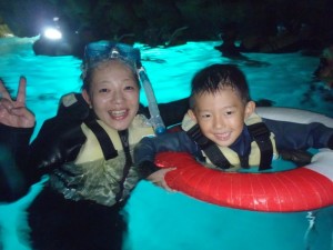 青の洞窟沖縄＿写真